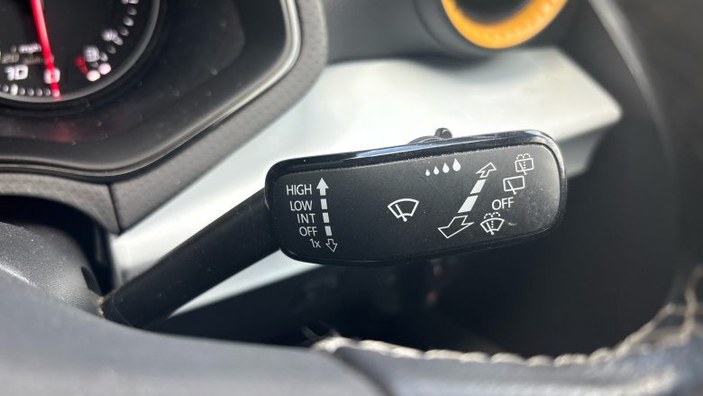 SEAT Arona 1.0 TSI SE Technology 5dr Petrol Hatchback